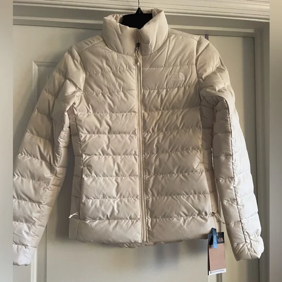 The North Face Women's Aconcagua 3 Puffer Jacket - Picture 1 of 10